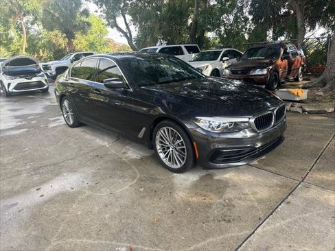 Used 2019 BMW 540i w/ Convenience Package image 4