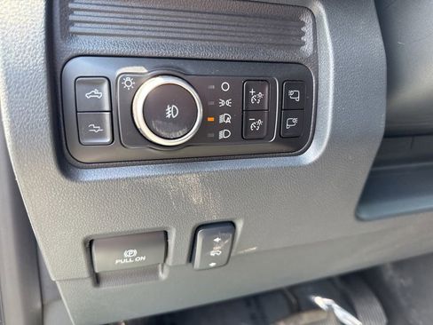 Used 2025 Ford F250 Platinum AWD/4WD image 15