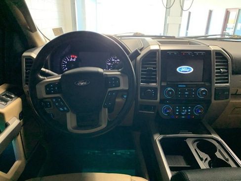 Used 2017 Ford F250 Lariat w/ Lariat Ultimate Package image 8