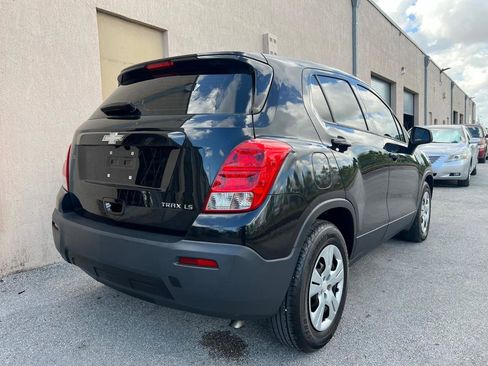 Used 2016 Chevrolet Trax LS FWD image 9