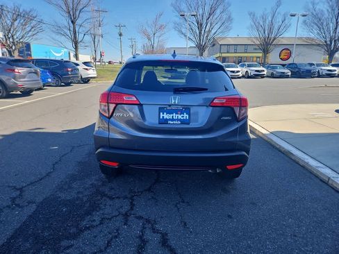 Used 2018 Honda HR-V EX-L image 6