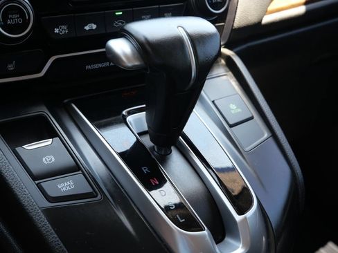 Used 2018 Honda CR-V Touring image 32