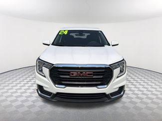 Used 2024 GMC Terrain SLE FWD video 2