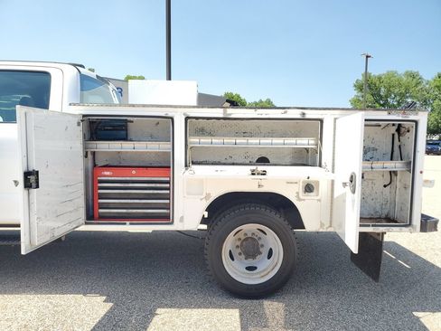 Used 2020 Ford F550 4x4 Crew Cab Super Duty image 7