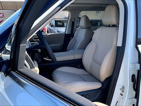 New 2026 INFINITI QX80 Pure w/ Cargo Package RWD image 13