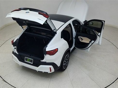 Used 2025 BMW X2 xDrive28i image 85