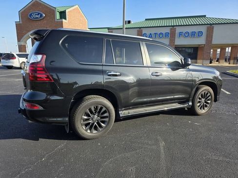 Used 2023 Lexus GX 460 Premium w/ Premium Package AWD/4WD image 5