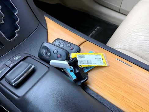 Used 2015 Lexus RX 450h FWD image 15