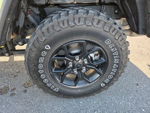 Used 2024 Jeep Gladiator Sport AWD/4WD image 29