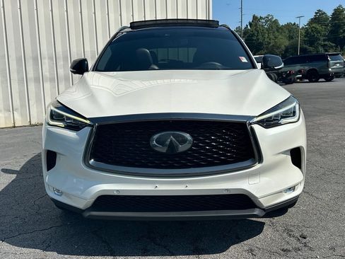 Used 2020 INFINITI QX50 Essential w/ Edition 30 Package FWD image 3