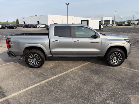 Used 2026 Chevrolet Colorado Z71 AWD/4WD image 7