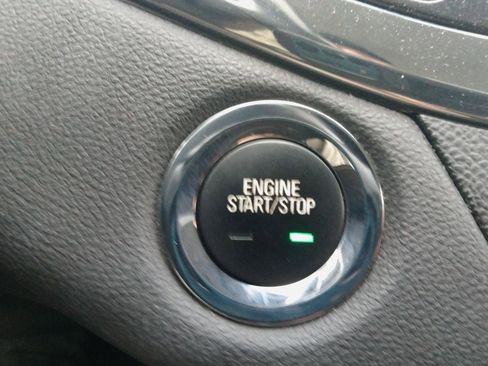 Used 2017 Chevrolet Impala LT w/ Leather Package image 18