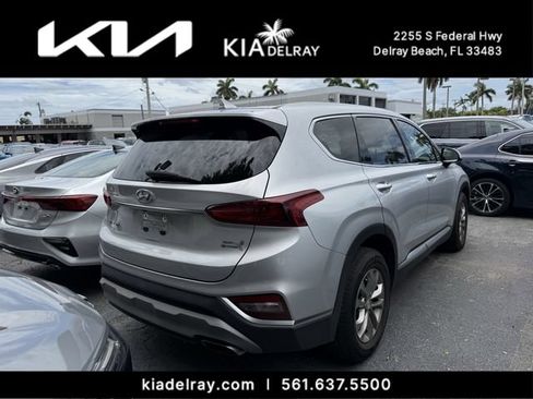 Used 2019 Hyundai Santa Fe SEL FWD image 7