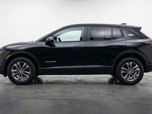 Used 2025 Chevrolet Equinox LT image 11