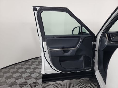Used 2025 Rivian R1S Adventure AWD/4WD image 16