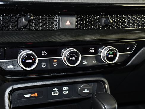 Used 2025 Honda CR-V Sport Touring image 30
