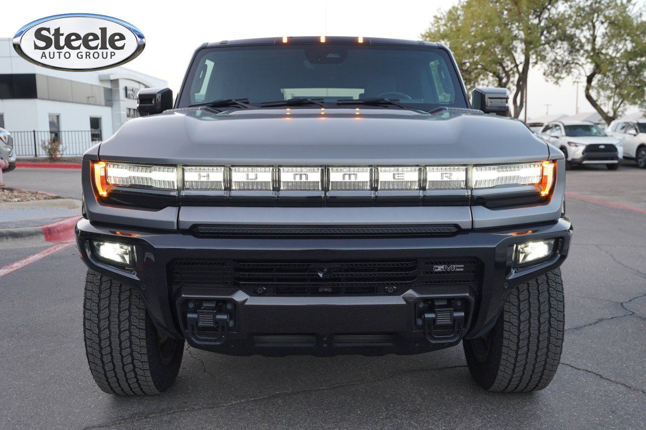 Certified 2026 GMC Hummer EV 3X w/ Carbon Fiber Edition Package AWD/4WD image 2