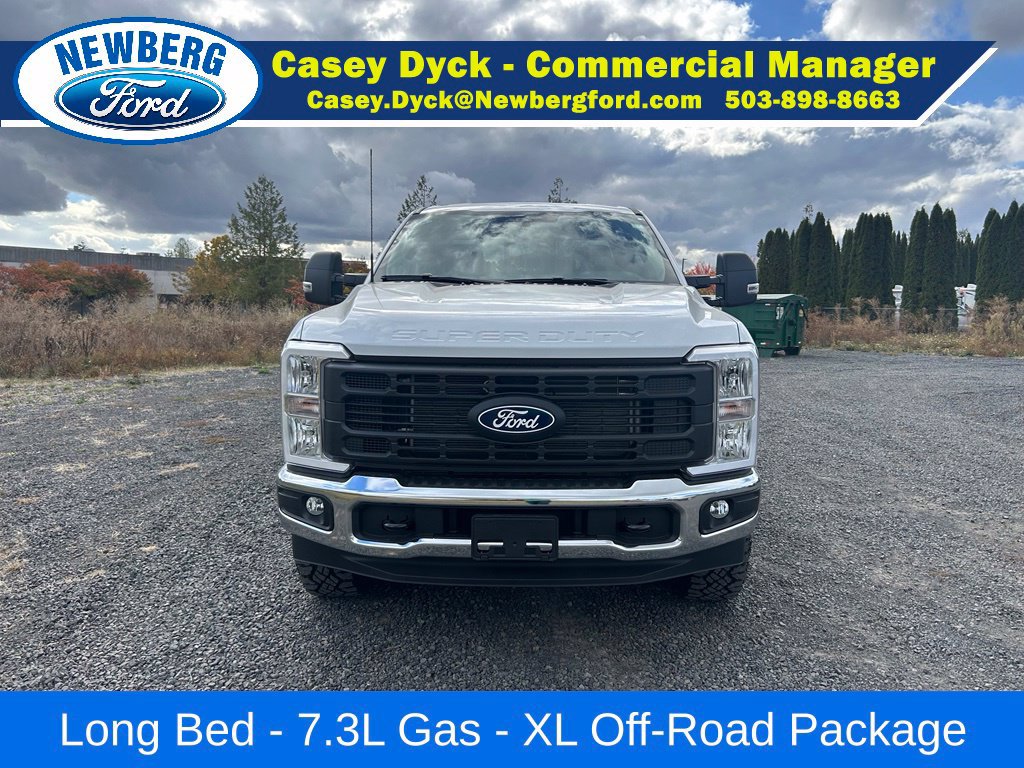 New 2027 Ford F250 XL w/ XL Off-Road 33" Tire Package AWD/4WD image 3