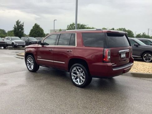 Used 2019 GMC Yukon Denali AWD/4WD image 3
