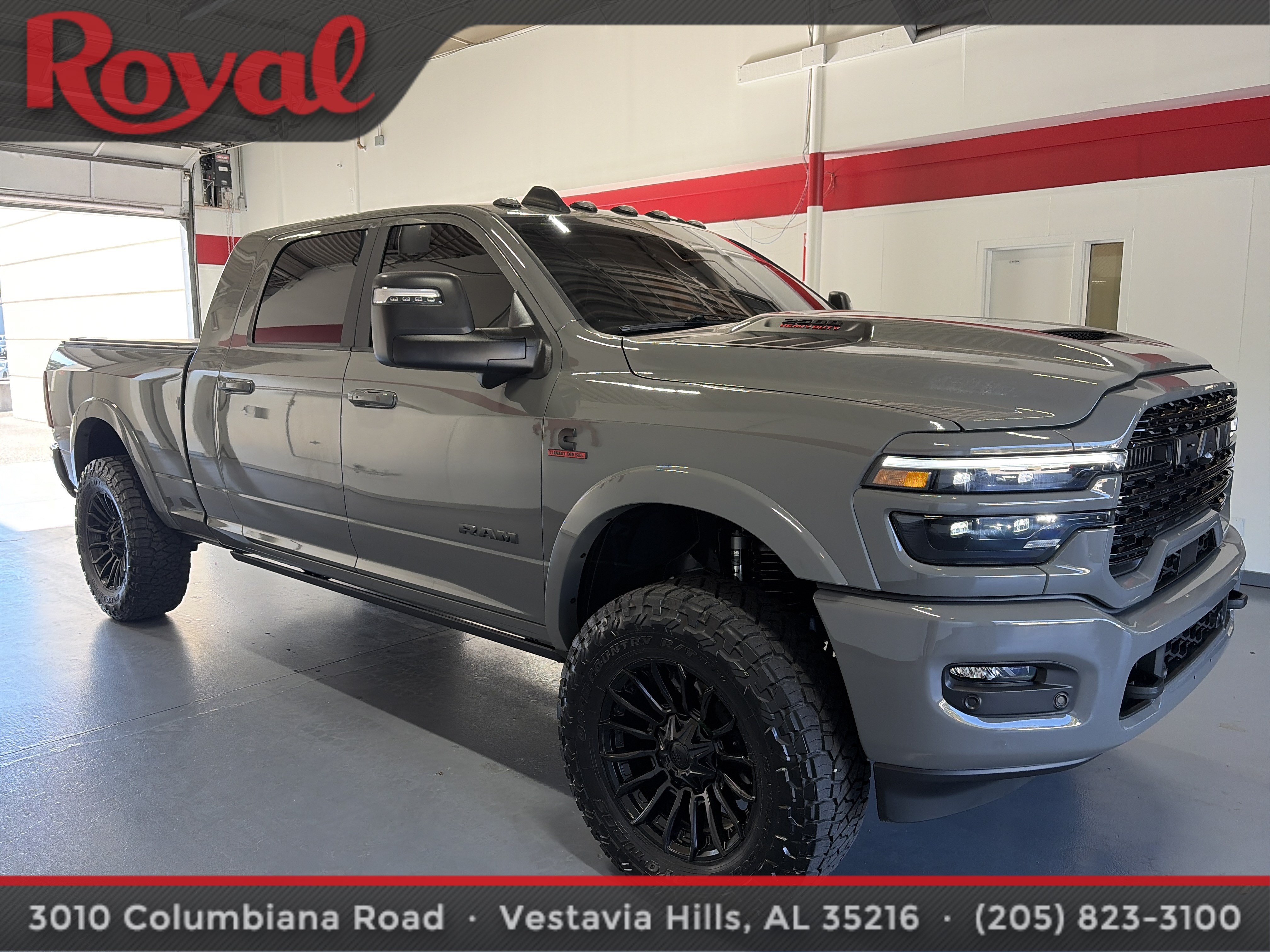Used 2026 RAM 2500 Limited AWD/4WD image 6
