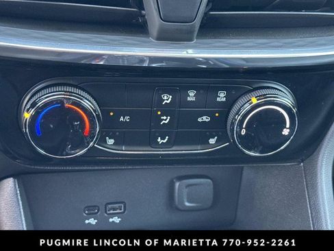 Used 2025 Buick Encore GX Sport Touring w/ Experience Buick Package FWD image 29