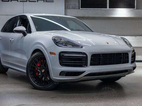 Certified 2023 Porsche Cayenne GTS AWD/4WD image 15
