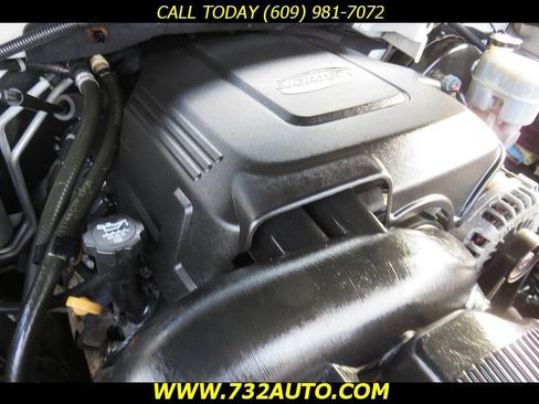 Used 2011 Chevrolet Tahoe LT w/ Regional Value Package image 32