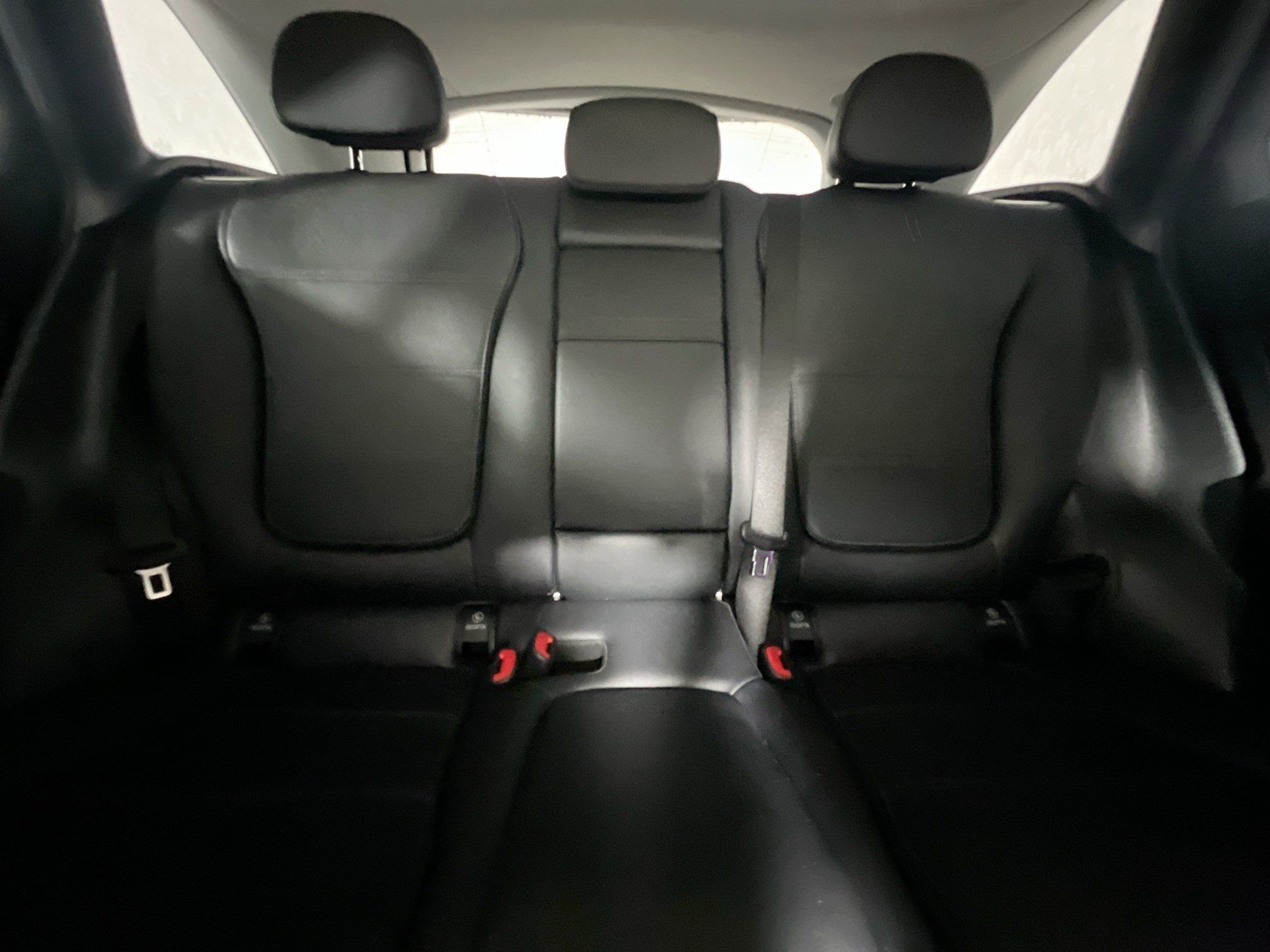 Used 2023 Mercedes-Benz GLC 300 4MATIC w/ Exclusive Trim Package image 32