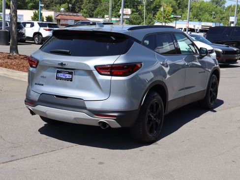 Used 2025 Chevrolet Blazer LT w/ Midnight/Sport Edition FWD image 10