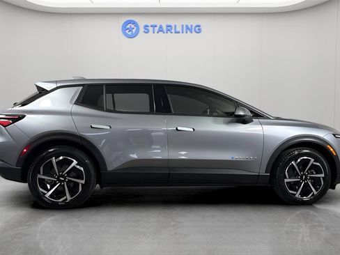 Used 2026 Chevrolet Equinox EV LT image 11