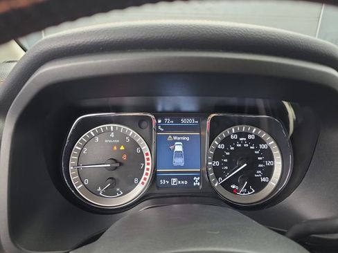 Used 2019 Nissan Titan Platinum Reserve image 28