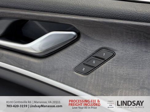 New 2025 Jeep Grand Cherokee L Limited w/ Luxury Tech Group II image 40