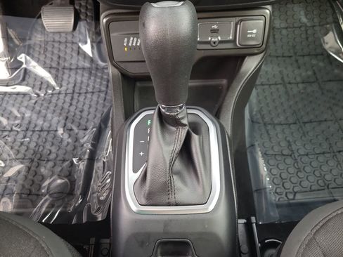 Certified 2023 Jeep Renegade Altitude w/ Sun/Sound Group image 25