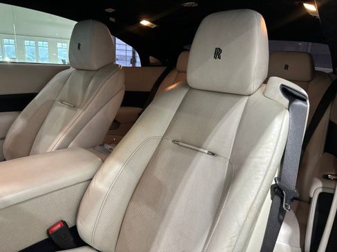 Used 2015 Rolls-Royce Wraith RWD image 53