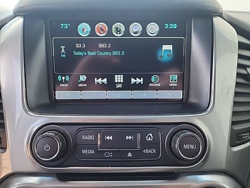Used 2018 Chevrolet Suburban Premier AWD/4WD image 16