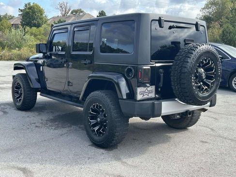 Used 2008 Jeep Wrangler Unlimited Sahara w/ Dual Top Group image 22