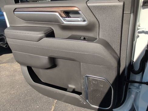 New 2026 Chevrolet Silverado 3500 LT w/ Texas Edition image 9