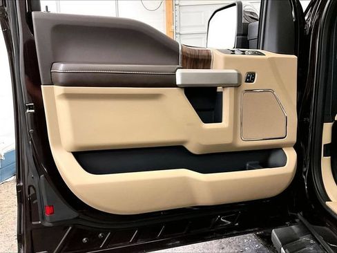 Used 2018 Ford F150 Lariat AWD/4WD image 22