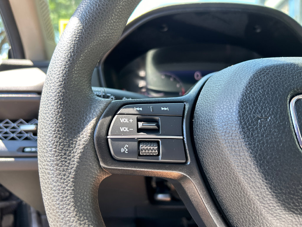 Used 2024 Honda Accord EX image 13