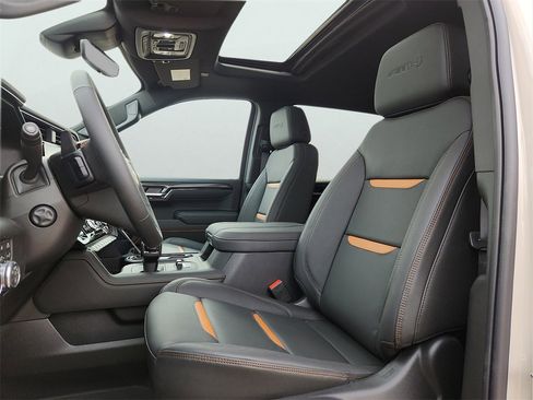 New 2026 GMC Sierra 1500 AT4 w/ AT4 Premium Package image 17