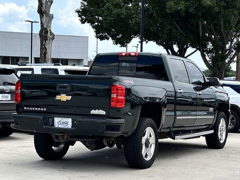 Used 2015 Chevrolet Silverado 2500 High Country w/ Duramax Plus Package AWD/4WD image 4