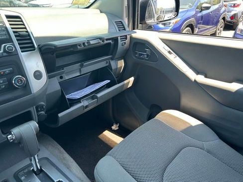 Used 2017 Nissan Frontier SV AWD/4WD image 17