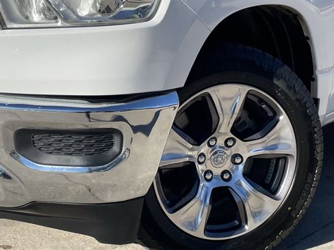 Used 2024 RAM 1500 Laramie image 8