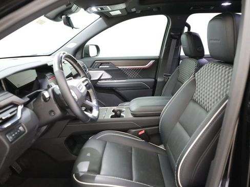Used 2024 GMC Acadia Denali w/ Super Cruise Package AWD/4WD image 11