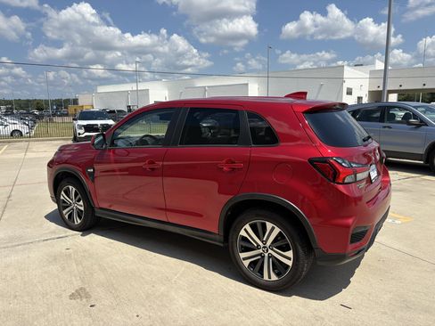 Used 2021 Mitsubishi Outlander Sport ES FWD image 6