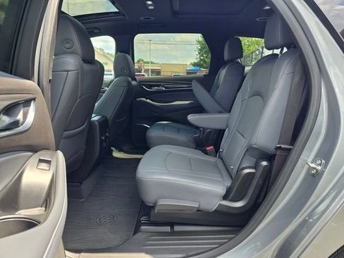 Used 2023 Buick Enclave Essence w/ Experience Buick Package AWD/4WD image 14