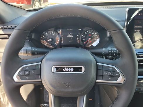 New 2026 Jeep Compass Latitude AWD/4WD image 29