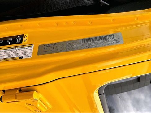 Used 2020 Jeep Wrangler Unlimited Rubicon w/ Cold Weather Group image 34