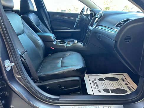 Used 2015 Chrysler 300 C image 56