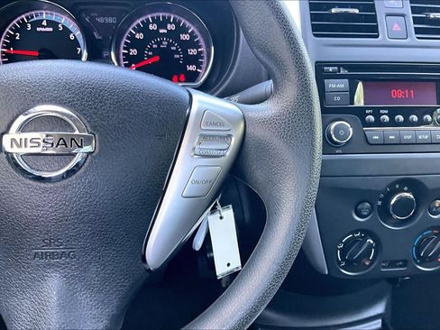 Used 2015 Nissan Versa SV FWD image 24